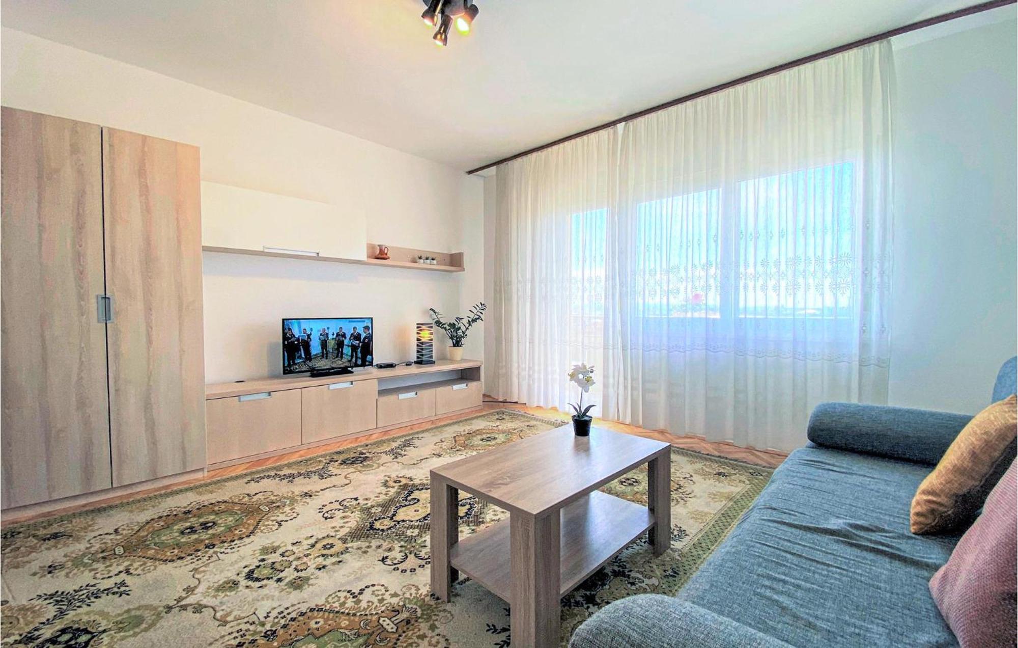 1 Bedroom Nice Apartment In Kastel Sucurac Kaštela المظهر الخارجي الصورة